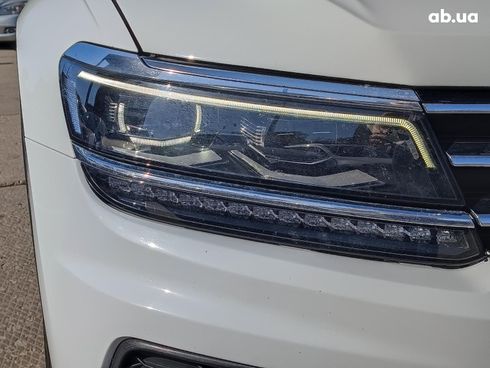 Volkswagen Tiguan 2018 белый - фото 4