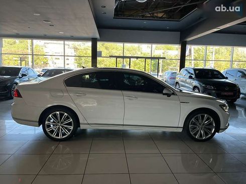 Volkswagen Passat 2018 - фото 8