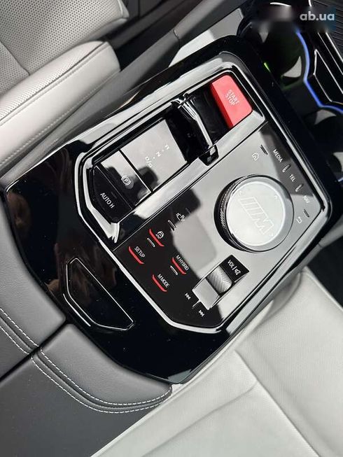 BMW M5 2024 - фото 19