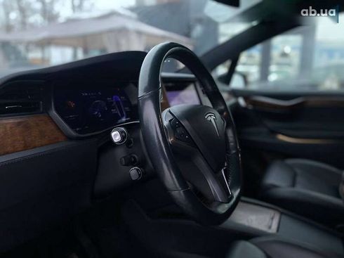 Tesla Model X 2020 - фото 26