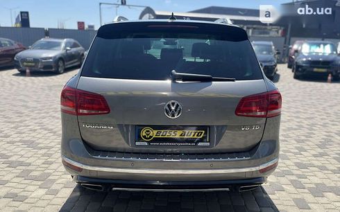 Volkswagen Touareg 2017 - фото 5