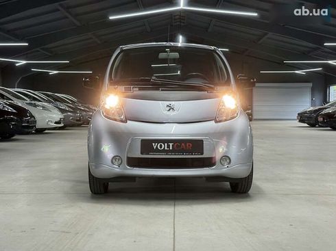 Peugeot iOn 2011 - фото 9