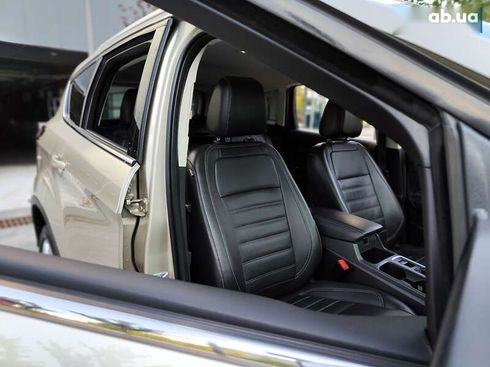 Ford Escape 2016 - фото 29