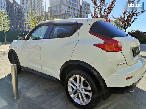 Nissan Juke 2013 - фото 12