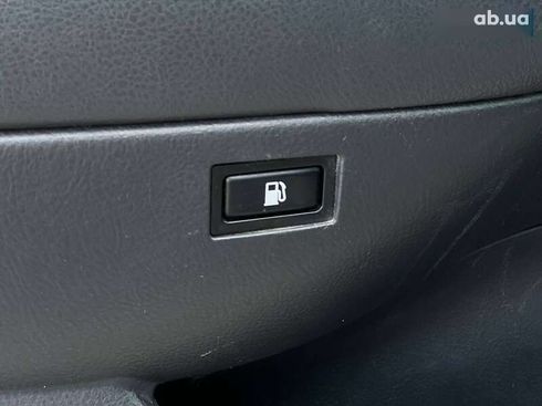 Toyota Avensis 2005 - фото 17