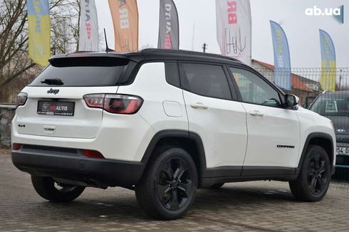 Jeep Compass 2019 - фото 13