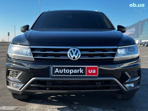 Volkswagen Tiguan 2019 черный - фото 4