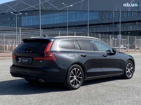 Volvo V60 2019 - фото 4