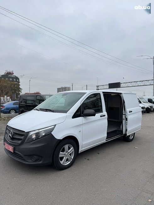 Mercedes-Benz Vito 2020 - фото 5