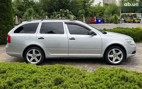 Skoda Octavia 2011 - фото 8