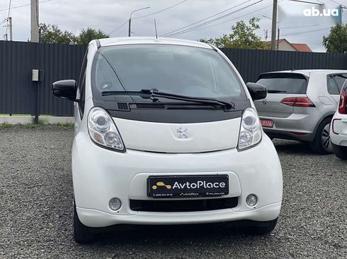 Peugeot iOn 2014 - фото 12