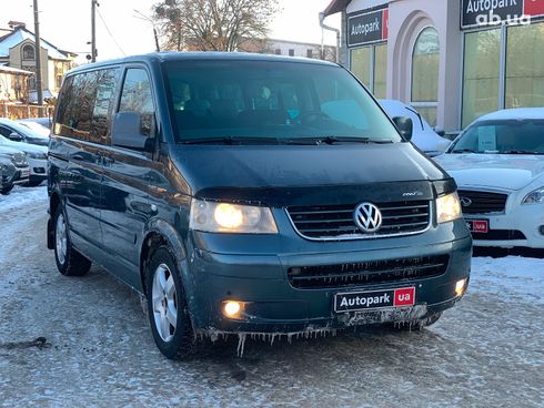 Volkswagen Multivan 2007 серый - фото 3