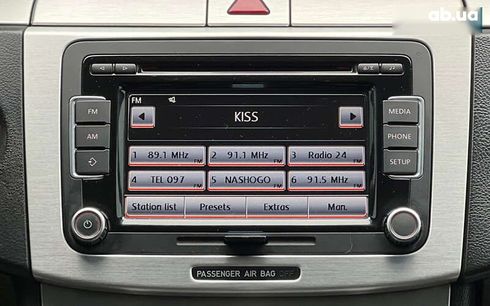 Volkswagen Passat 2010 - фото 13