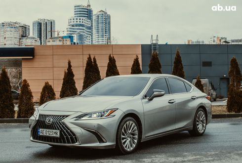 Lexus ES 2022 серый - фото 9