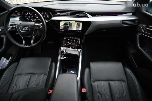 Audi E-Tron 2022 - фото 7