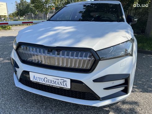 Skoda Enyaq Coupe RS 2023 - фото 8