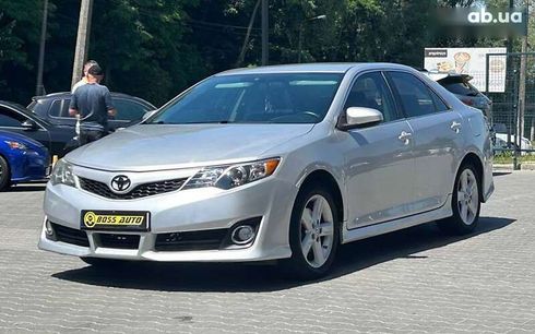 Toyota Camry 2012 - фото 3