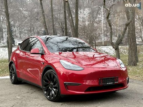 Tesla Model Y 2023 - фото 13