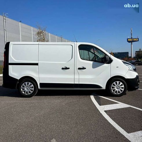 Renault Trafic 2019 - фото 2