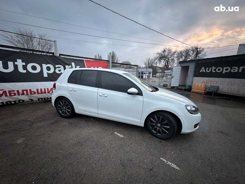 Volkswagen Golf 2013 белый - фото 8