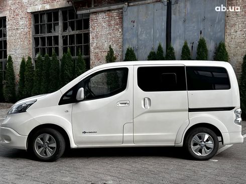 Nissan e-NV200 2018 белый - фото 5