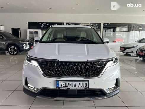 Kia Carnival 2021 - фото 2