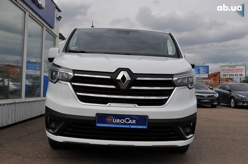 Renault Trafic 2021 - фото 10