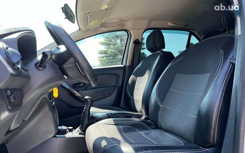 Renault Logan 2019 - фото 9