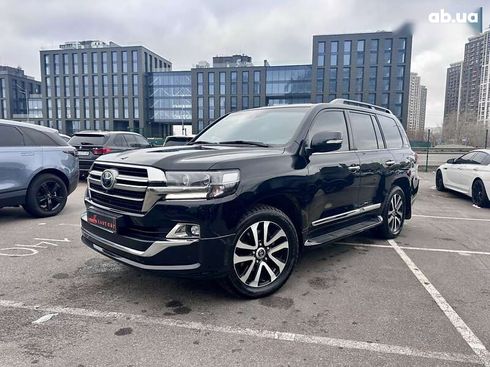 Toyota Land Cruiser 2019 - фото 4