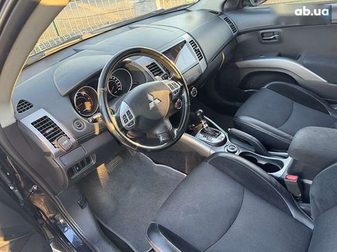 Mitsubishi Outlander 2012 - фото 15