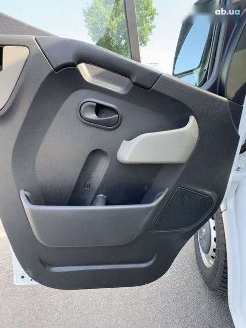 Renault Master 2018 - фото 17