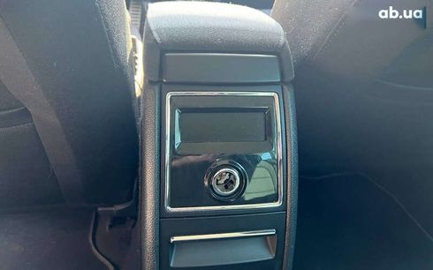 Skoda Superb 2012 - фото 19