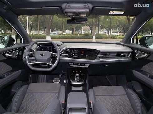 Audi Q4 e-tron 2025 - фото 7