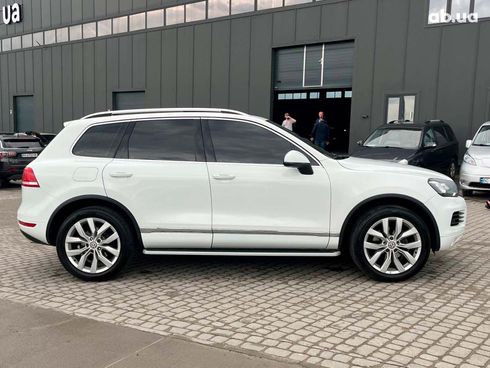 Volkswagen Touareg 2013 белый - фото 36