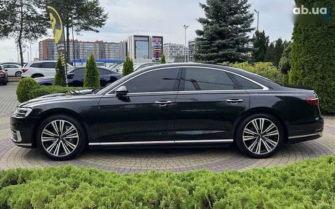 Audi A8 2018 - фото 4