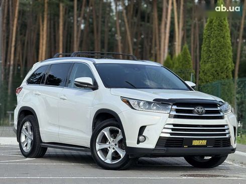 Toyota Highlander 2017 - фото 8