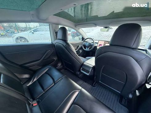Tesla Model 3 2021 - фото 10