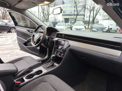 Volkswagen Passat 2020 - фото 15