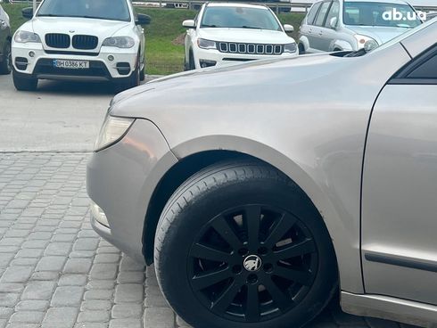 Skoda Superb 2010 черный - фото 4