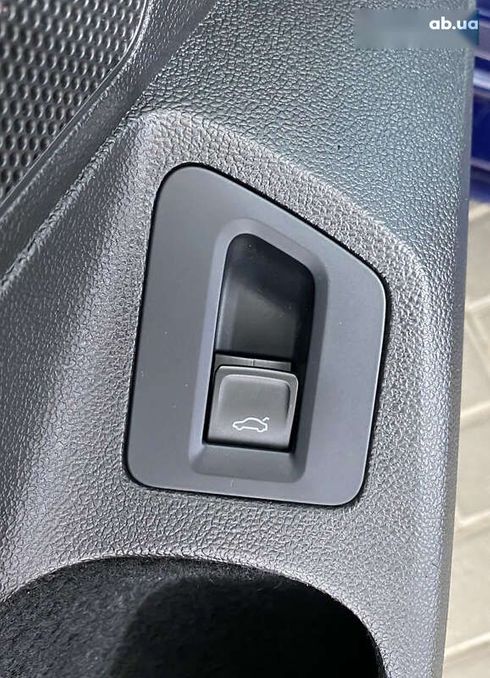 Volkswagen Passat 2019 - фото 9