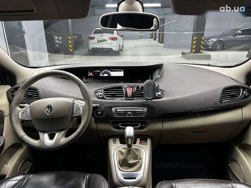 Renault Scenic 2011 - фото 9