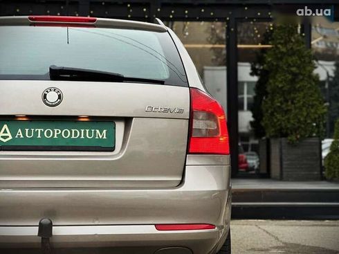 Skoda Octavia 2009 - фото 12