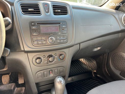 Renault Logan 2015 синий - фото 27