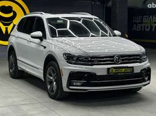 Продаж вживаних Volkswagen Tiguan 2020 року в Чернівцях - купити на Автобазарі