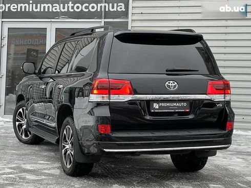 Toyota Land Cruiser 2016 - фото 8