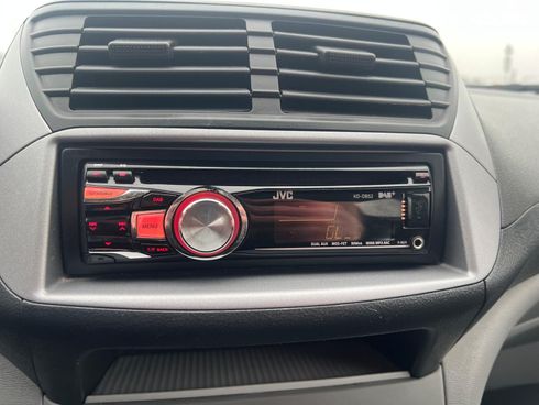 Nissan Pixo 2009 красный - фото 19