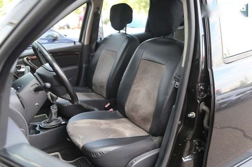 Dacia Duster 2011 - фото 8