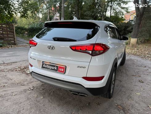 Hyundai Tucson 2017 белый - фото 6