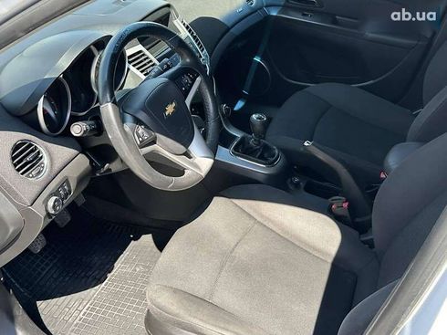 Chevrolet Cruze 2012 - фото 12