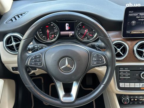 Mercedes-Benz GLA-Класс 2019 белый - фото 20
